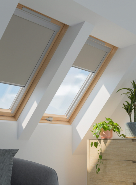 BRITE BLACKOUT BLIND – BEIGE MULTIFIT (78CM X 118CM)